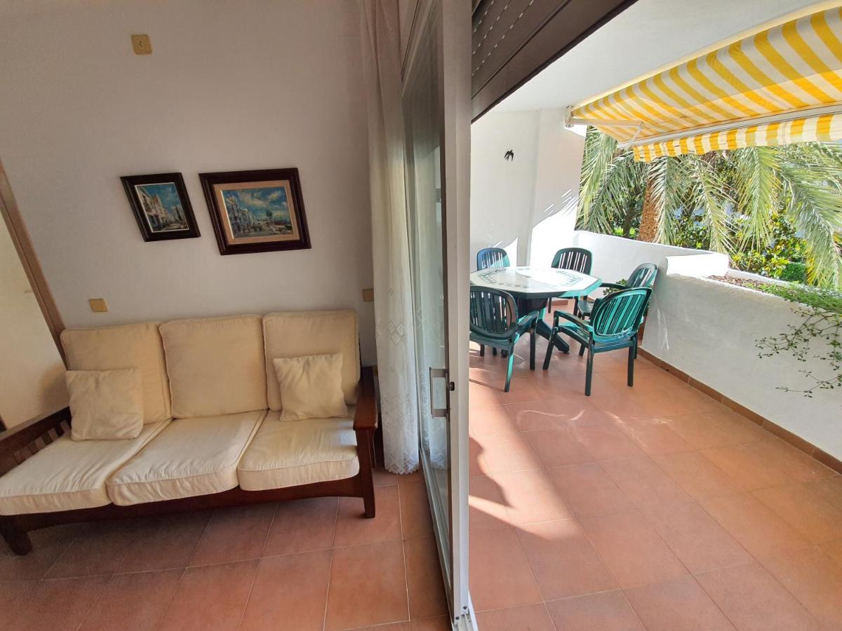 Apartamento Royal Marine Deluxe โรเซส ภายนอก รูปภาพ