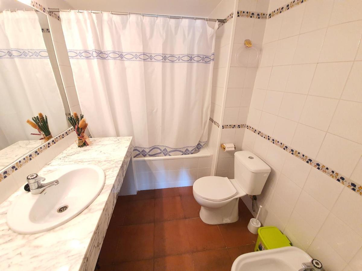 Apartamento Royal Marine Deluxe โรเซส ภายนอก รูปภาพ