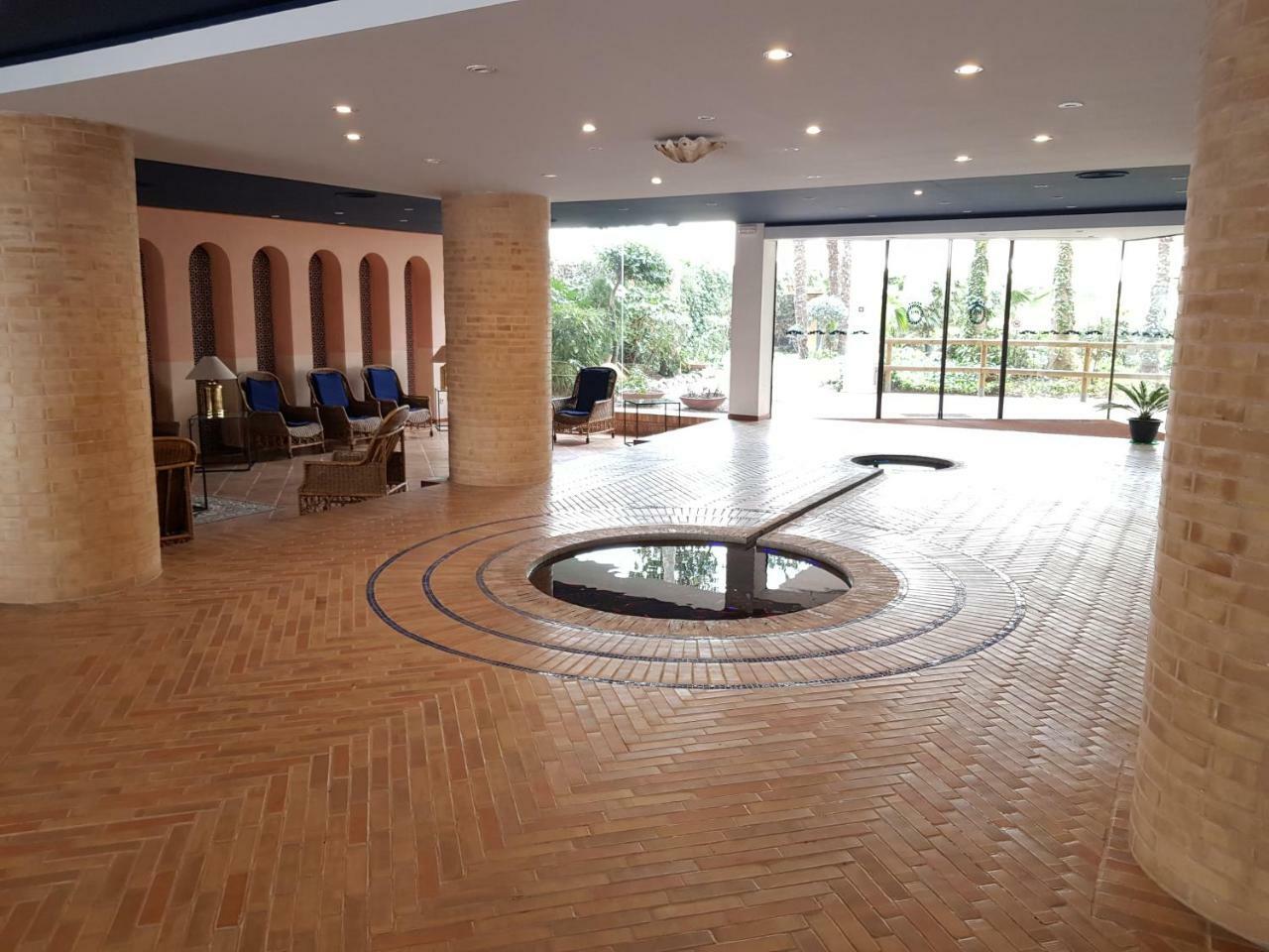 Apartamento Royal Marine Deluxe โรเซส ภายนอก รูปภาพ